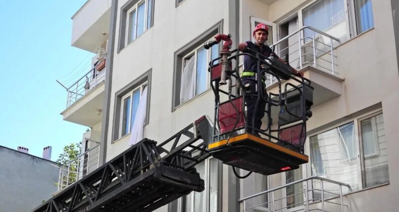 Erdek’te haber alınamayan vatandaş evinde ölü bulundu