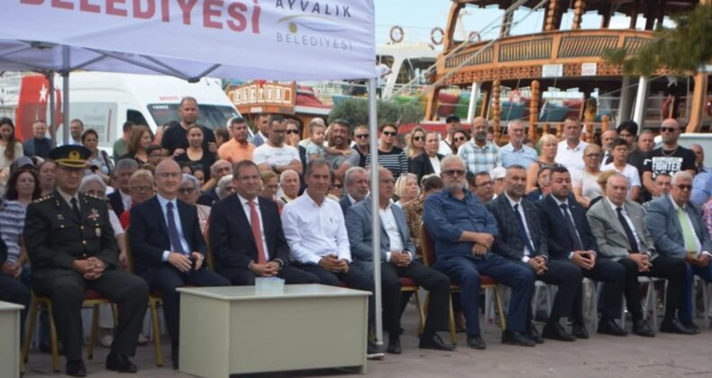 Ayvalık’ta düşman işgalinden kurtuluşun 102. yılı coşkusu