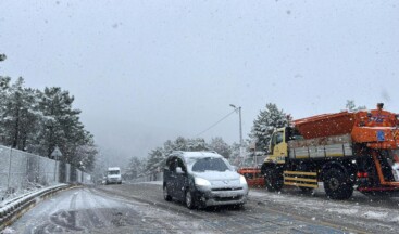 İstanbul’da fırtına ve sağanak etkili oluyor