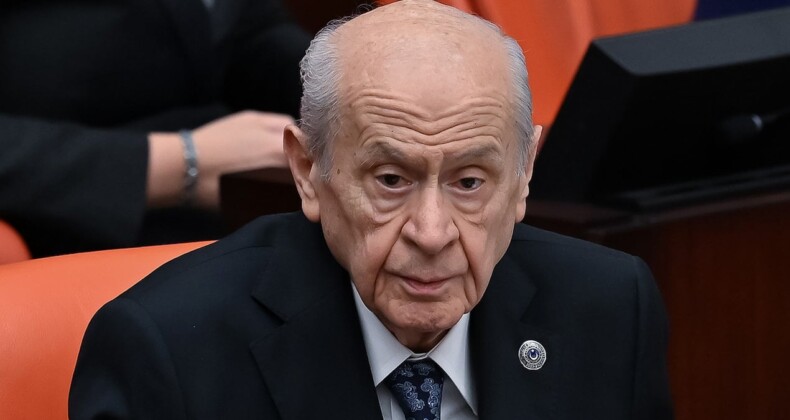 Son dakika… Devlet Bahçeli hastaneye kaldırıldı, MHP’den açıklama geldi